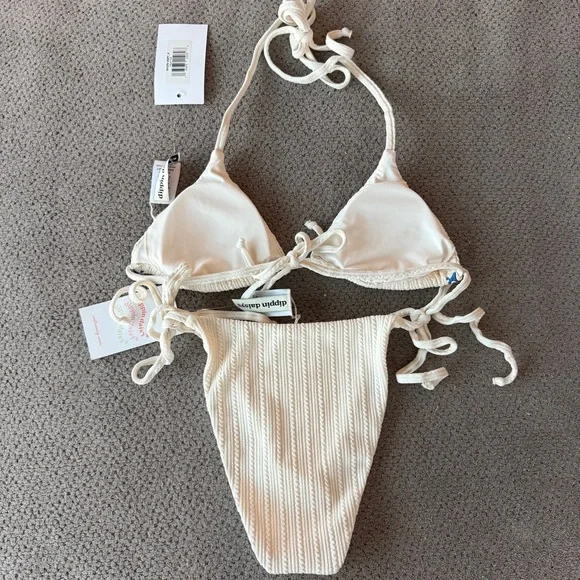 Dippin’ Daisy’s Bikini Set - Picture 3 of 3